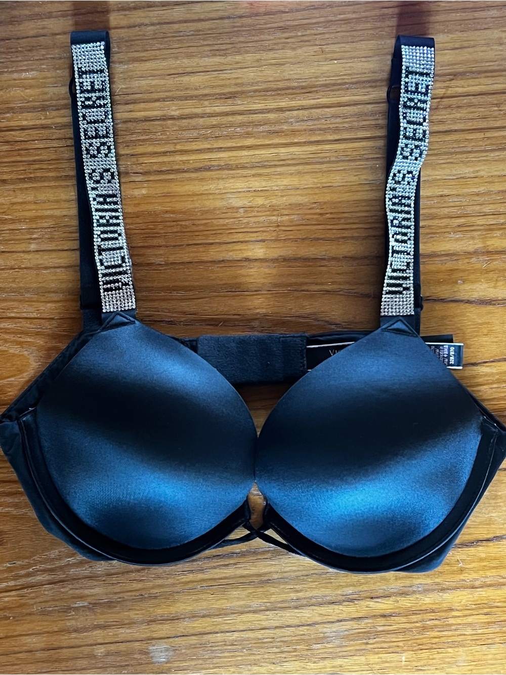 Victoria’s Secret Swarovski Bombshell Bra limited edition